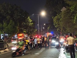 Pria Tergeletak di Jalanan Tebet Jaksel, Lalin Macet