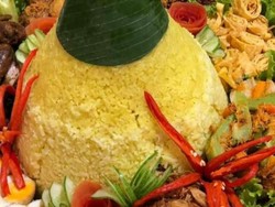 3 Resep Nasi Kuning yang Pulen untuk Tumpeng Kemerdekaan