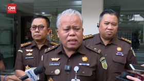 VIDEO: Kejagung Buka Suara Soal 10 Jaksa Senior Ditarik dari KPK