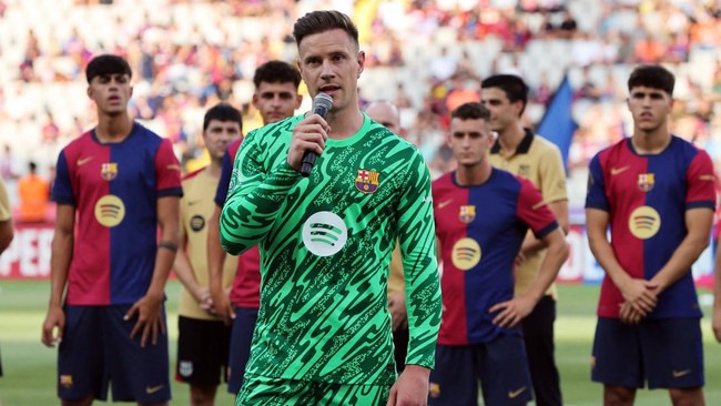 Barcelona Ribut dengan Ter Stegen, Blaugrana Krisis Kiper Barcelona sedang berkonflik dengan kiper Marc-Andre Ter Stegen yang membuat klub berjulukan Blaugrana itu terancam krisis penjaga gawang pada musim 2025/2026.
