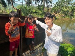Willie Salim Sumbang Rp 25 Juta untuk Renovasi Jembatan Miring Sukabumi