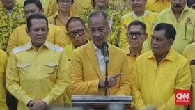 FOTO: Agus Gumiwang Jadi Plt Ketum Golkar Usai Airlangga Mundur