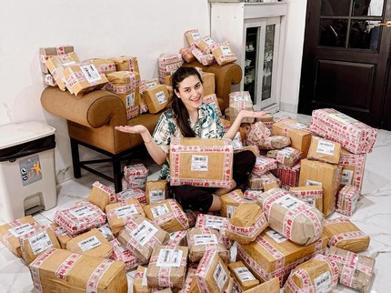 7 Potret Angbeen Istri Adly Fairuz Kini Jadi Content Creator Masak, Berdaster tapi Panen Cuan