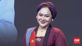 Diah Warih Anjari Raih Penghargaan Tokoh Pemberdayaan Masyarakat