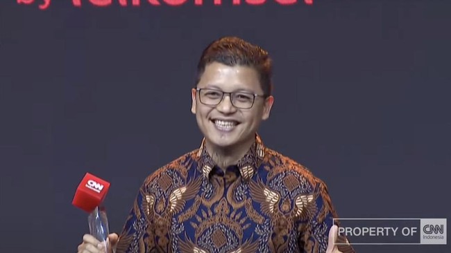 IndiHome menerima penghargaan Best Infrastructure and Digital Service dalam ajang CNN Indonesia Awards 2024 pada Rabu (14/8) malam.