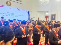 Terima Bintang Mahaputera Utama, Menag: Terima Kasih Kiai-Tokoh Lintas Agama
