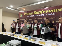 Polres Jakbar Bongkar 11 Kg Sabu dalam Mobil Camry yang Dimodifikasi
