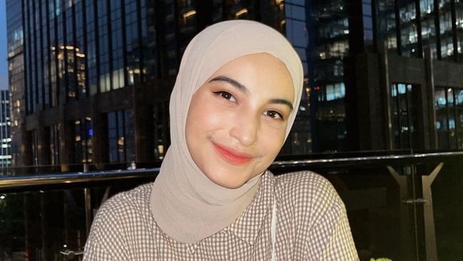 Cut Intan Nabila kembali mengunggah bukti video KDRT suaminya, Armor Toreador, yang terjadi pada 2022.