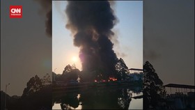 VIDEO: Kebakaran Terjadi di Jakarta Utara, 16 Unit Damkar Dikerahkan