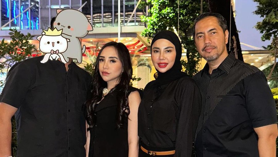 6 Potret Salmafina Sunan Pamer Pacar Duda Saat Rayakan Ultah 6 Potret Salmafina Sunan Pamer Pacar Duda Saat Rayakan Ultah