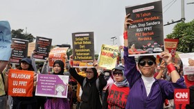 Massa Aksi Gebrak Desak Pemerintah dan DPR Sahkan RUU PPRT