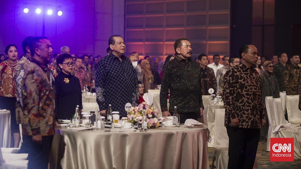 FOTO: Haru Nan Membuncah di CNN Indonesia Awards 2024 Semarang