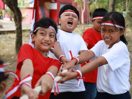 20 Hadiah Lomba 17 Agustus untuk Anak-anak dan Manfaat Si Kecil Berkompetisi