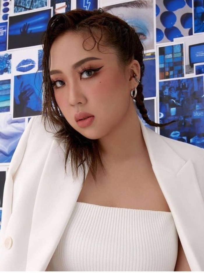 Ia mulai dikenal sejak berpartisipasi dalam ajang pencarian bakat High School Rapper 3 pada 2019. Lee Youngji pun keluar sebagai pemenang di survival show Hip-Hop tersebut./Foto: instagram.com/mainstream_official