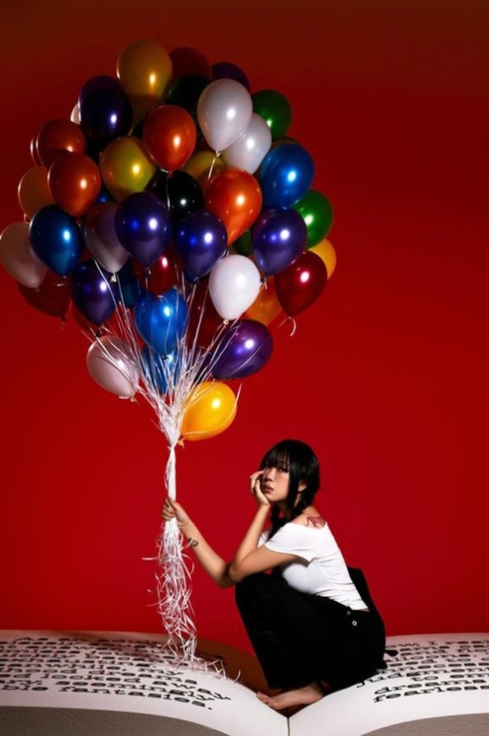 Juni 2024 kemarin, Lee Youngji akhirnya merilis album digital perdana setelah 5 tahun debut. Album 16 Fantasy miliknya itu berisi 6 lagu, salah satu lagunya berjudul “Small Girl” yang menampilkan D.O EXO./Foto: instagram.com/youngji_02