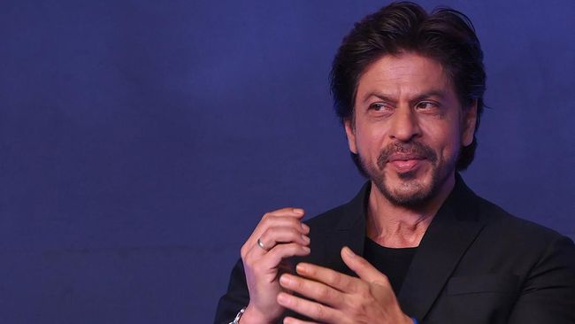 Shah Rukh Khan mempertimbangkan dua hal sebelum debut film Hollywood.