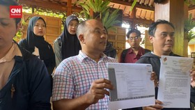 VIDEO: Jokowi dan Ketua BPIP Digugat Imbas Paskibraka Lepas Jilbab