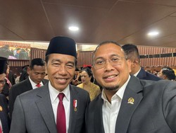 Lagi, Andre Rosiade Selfie Bareng Jokowi Usai Sidang MPR/DPR/DPD