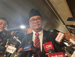 Djarot soal Anies Tak Diusung PDIP: Kalau Ada Kader Kenapa Ambil dari Luar?
