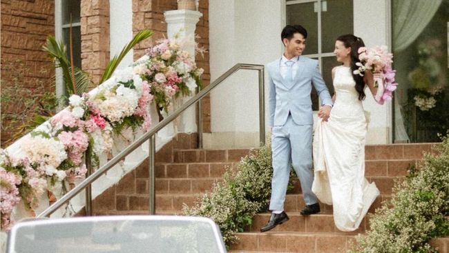 7 Potret Pernikahan Cassandra Lee dan Ryuken Lie yang Kejutkan Publik, Ungkap Resepsi Digelar Tahun Depan