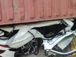 Cerita Pengemudi Hyundai Creta Selamat Usai Mobilnya Tertimpa Kontainer