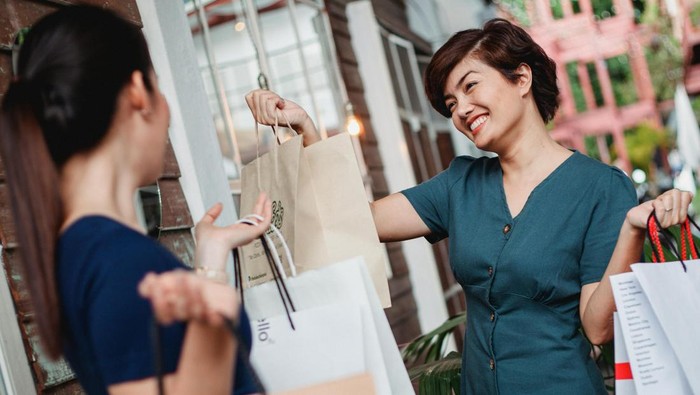 Self-Reward Beli Baju Baru, Gini Cara Belanja Hemat Tengah Bulan Self-Reward Beli Baju Baru, Gini Cara Belanja Hemat Tengah Bulan