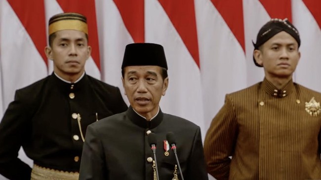Istana enggan komentar soal isu Jokowi didorong jadi Dewan Pembina Golkar.
