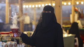 FOTO: Aroma 'Mahal' Kemenyan di Tanah Oman