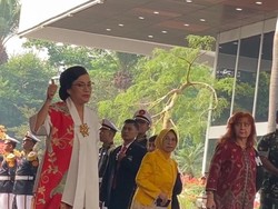 Gaya Merah Putih Sri Mulyani-Retno Marsudi di Sidang Tahunan MPR