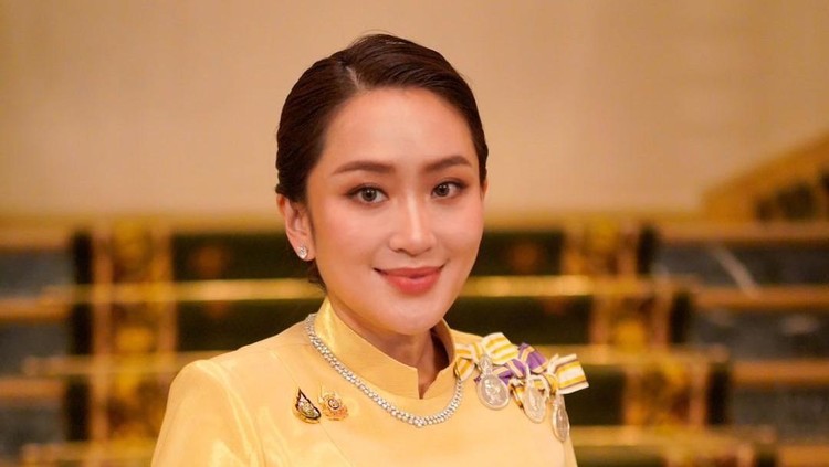 Paetongtarn Shinawatra Paetongtarn Shinawatra PM baru Thailand