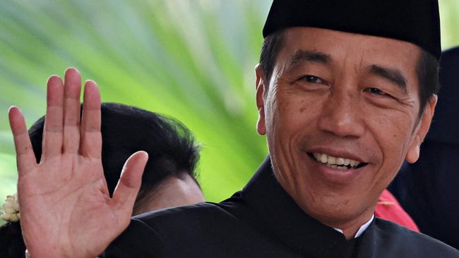 Jokowi Patok Target Pertumbuhan 5,2 Persen di Tahun Pertama Prabowo