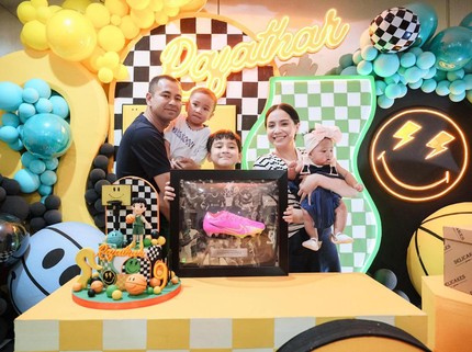 5 Potret Ultah ke-9 Rafathar Bersama Keluarga, Dapat Kado Sepatu Pemain Liverpool