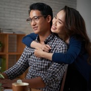 Menurut Psikolog, Ini 6 Cara Menjaga Hubungan Tetap Harmonis di Tengah Sibuknya Pekerjaan