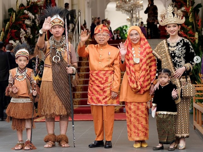 Beda Gaya Selvi dan Gibran Saat Upacara HUT ke-79 RI di Istana Merdeka