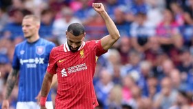 Salah Cetak Rekor Baru di Liga Inggris, Shearer dan Rooney Lewat