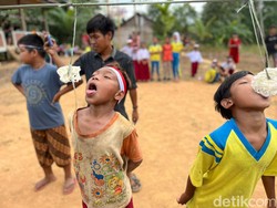 Antusias Anak-anak Suku Talang Mamak Jambi Ikuti Lomba HUT ke-79 RI