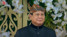 Prabowo Kenakan Busana Jawa saat Upacara 17 Agustus di IKN