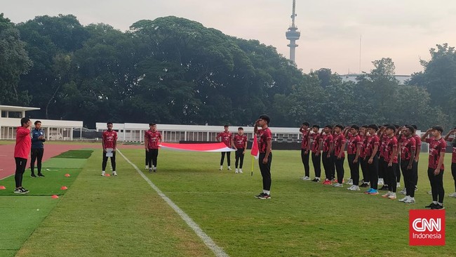 Skuad Muda Garuda Rayakan Hari Kemerdekaan dengan Upacara di Stadion Madya