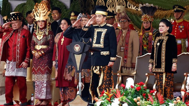 Rangkaian upacara penurunan bendera di IKN bakal diawali dengan bunyi terompet pertama pada pukul 16.27 WITA dan tiupan terompet kedua pada 16.32 WITA.