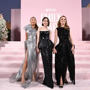 Tampilan Glamor Artis di Pemutaran Perdana Serial Emily In Paris Musim ke-4