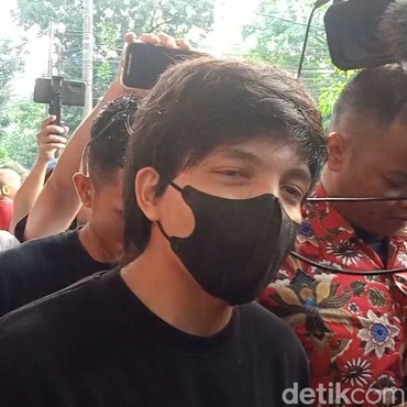 Difitnah Nikah Siri dengan Ria Ricis, Atta Halilintar Laporkan Akun TikTok