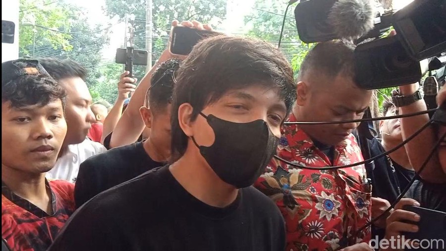 Atta Halilintar bicara soal permintaan maafnya kepada ayah Fuji.