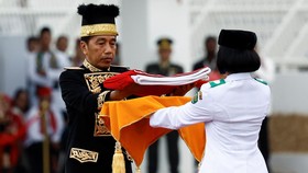 FOTO: Jokowi Upacara 17 Agustus di IKN hingga Jessica Wongso Bebas