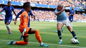 Babak I: Haaland Cetak Gol, Man City Unggul atas Chelsea