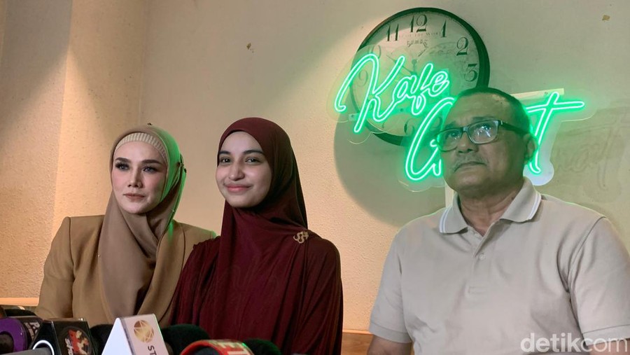 Cut Intan Nabila gelar jumpa pers hari ini. Cut Intan Nabila gelar jumpa pers hari ini.