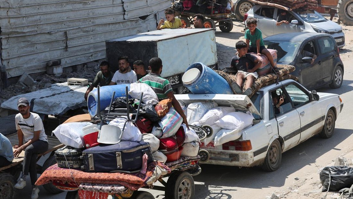 FOTO: Israel Kembali Usir Warga Palestina dari Kamp Pengungsi di Gaza
