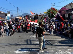 Ada Karnaval, Jalan Cicalengka Bandung Ditutup Sementara