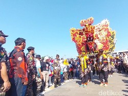 Ribuan Massa Sahabat Bang Ara Kompak Dukung Eman Jadi Bupati Majalengka