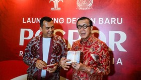 Apa Saja yang Beda dari Desain Baru Paspor Indonesia Warna Merah?