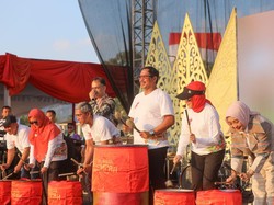 Ekonomi Tumbuh-Kemiskinan Menurun Jadi Kado HUT Jateng Ke-79